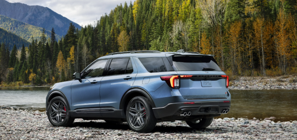 炒股配资问配资 福特将把更多内燃发动机外包给供应商，以应对中国车企竞争